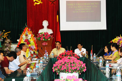 Đoàn cán bộ lãnh đạo Sở GDTT tỉnh Udomxay nước CHDCND Lào thăm và bàn giao tân sinh viên nhập học tại trường CĐ Kinh tế-tài chính Thái nguyên.